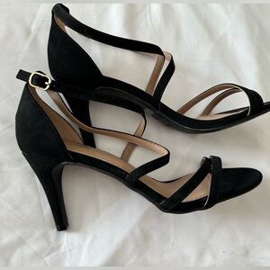 Dream Paris open toe strappy heels. Size 8.5. 3.5 inch heel. Never worn